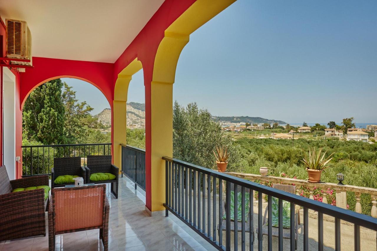 P Koklas Apartments Zakynthos Town Exterior foto