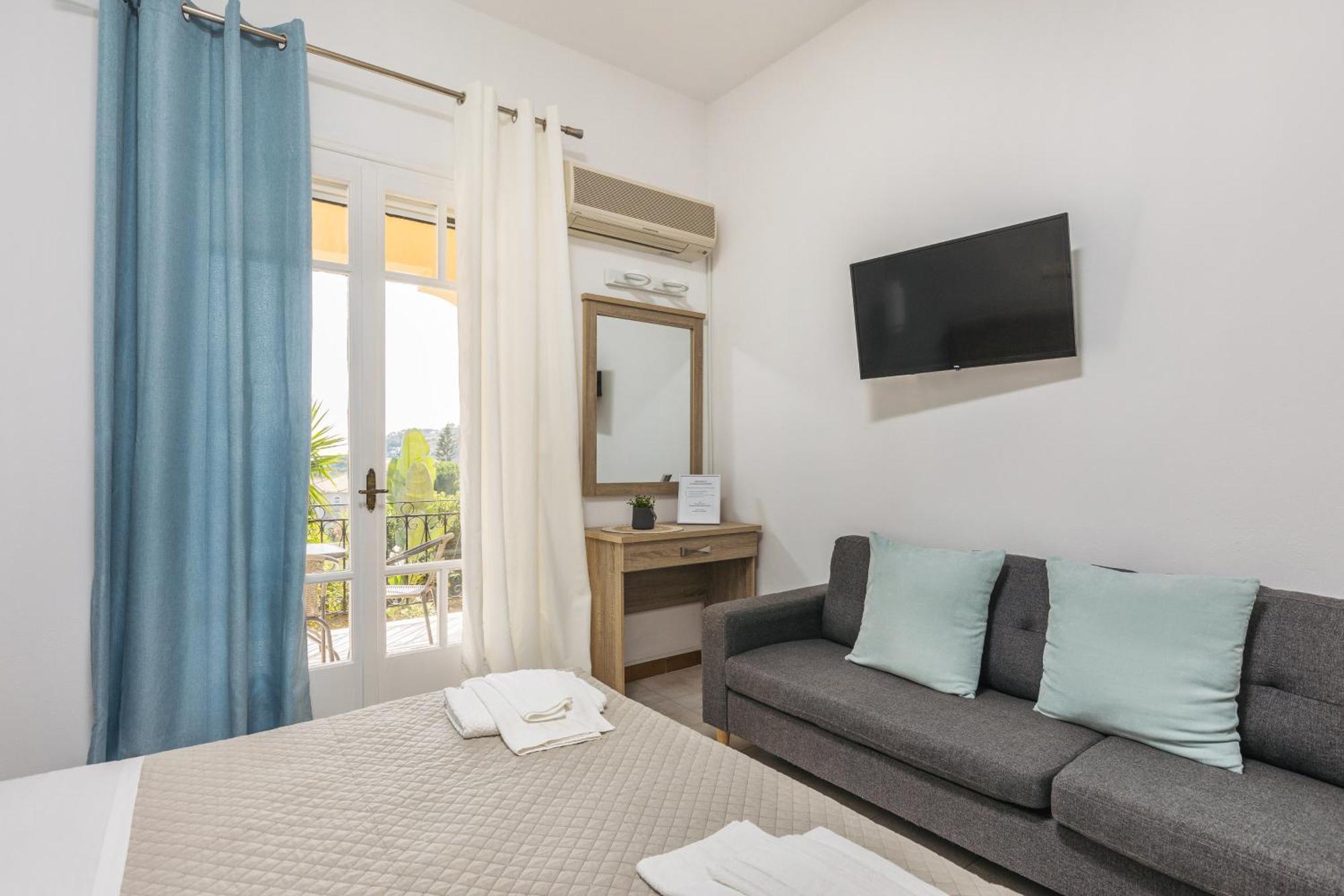 P Koklas Apartments Zakynthos Town Exterior foto
